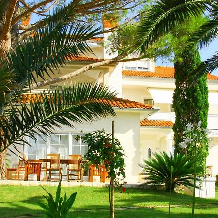 Villa Lucija 라브 외부 사진