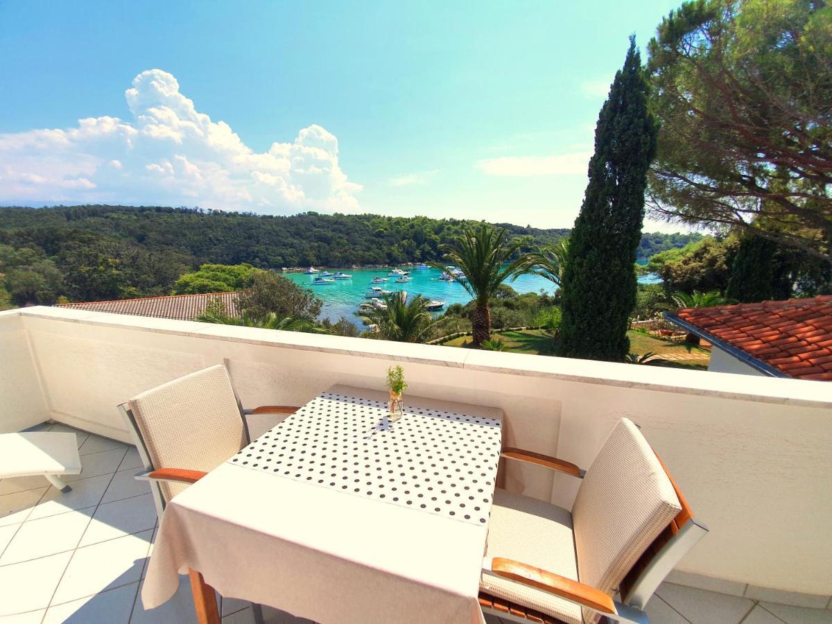 Villa Lucija 라브 외부 사진